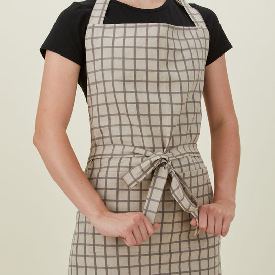 Essential Check Apron - Light Grey/Dark Grey