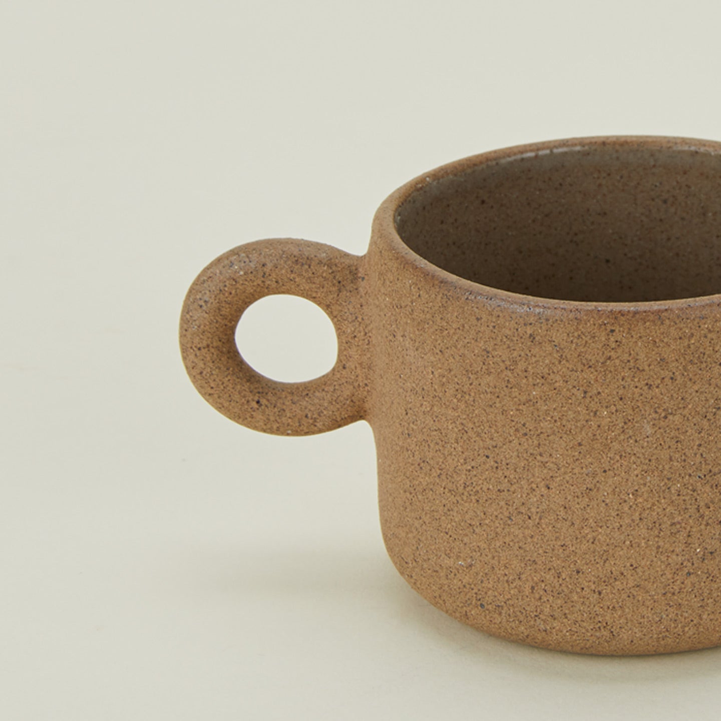 Hoop mug detail