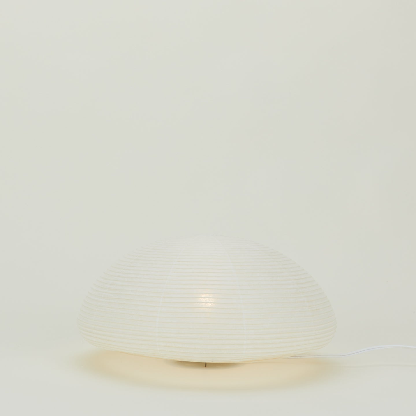 Asano paper moon saucer lamp