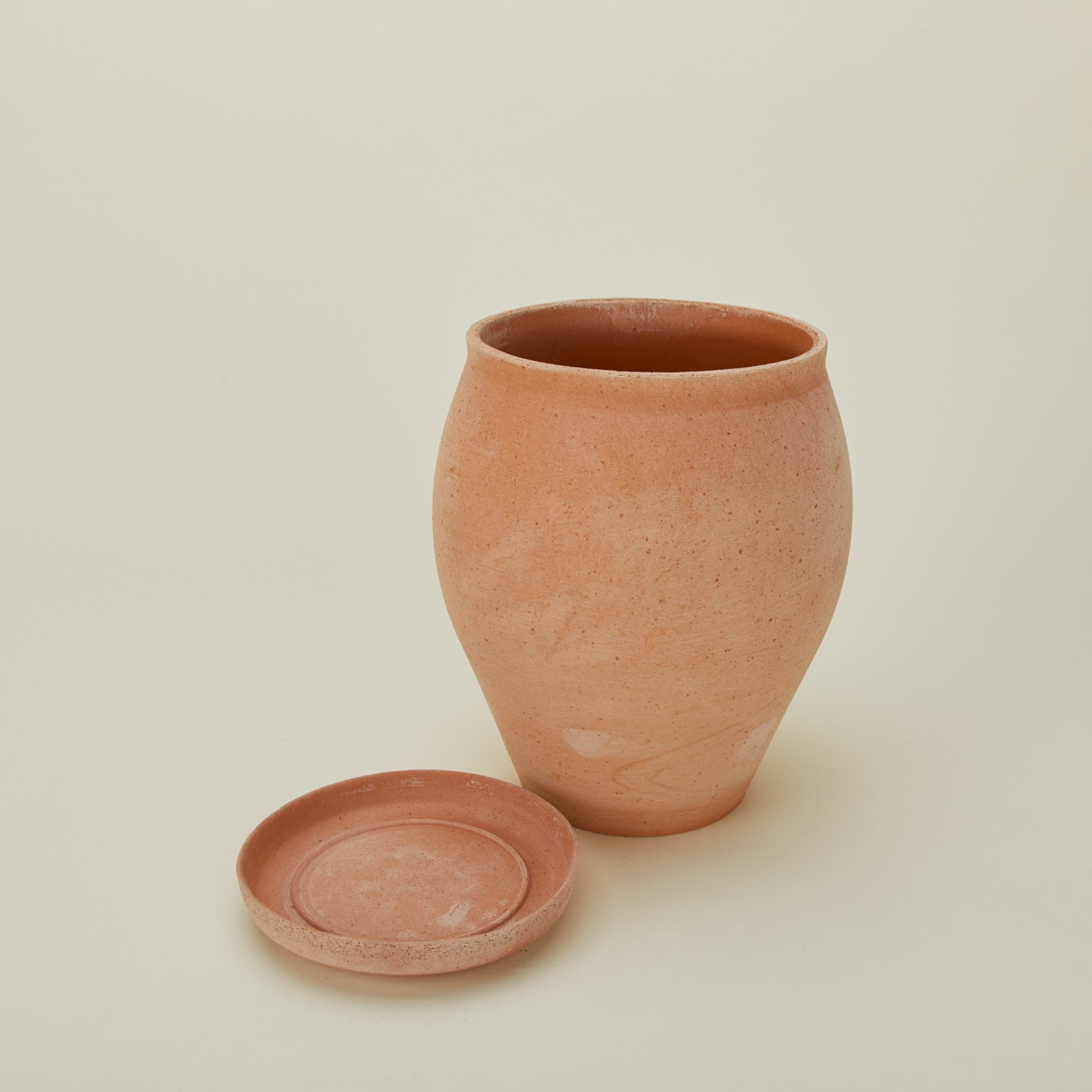 Berg's Potter tall Delphi pot with tray removed