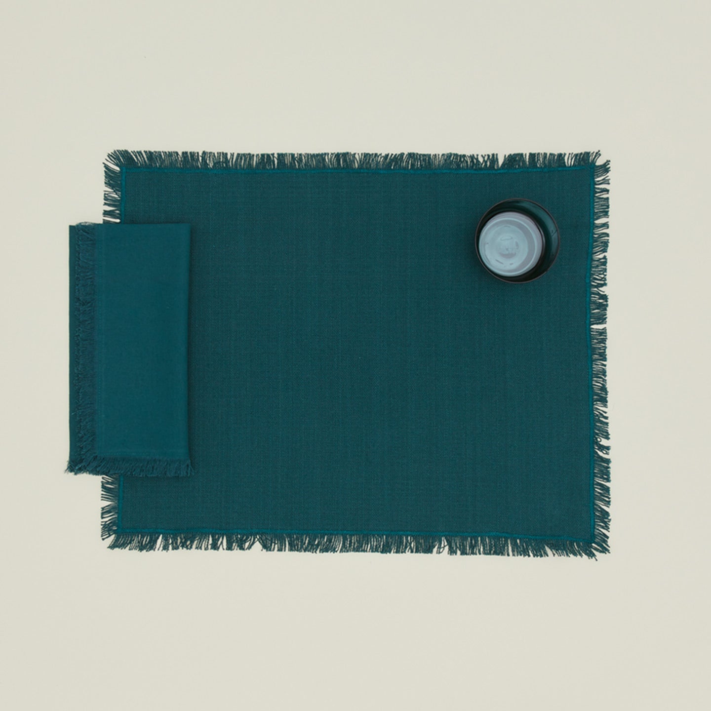 Essential Dinner Napkin in Peacock with Placemat..