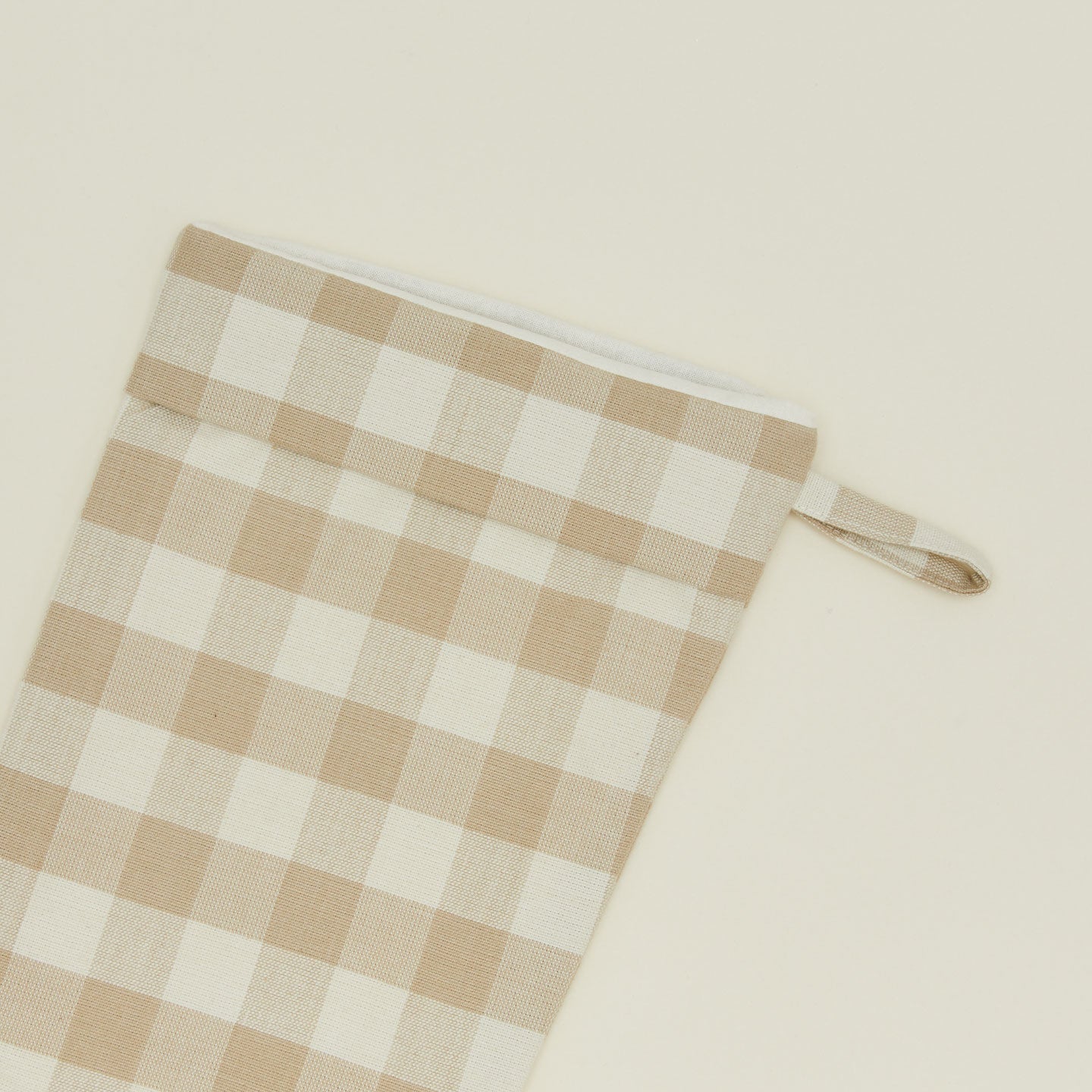 Detailed view of Essential Gingham Stocking - Ivory/Flax