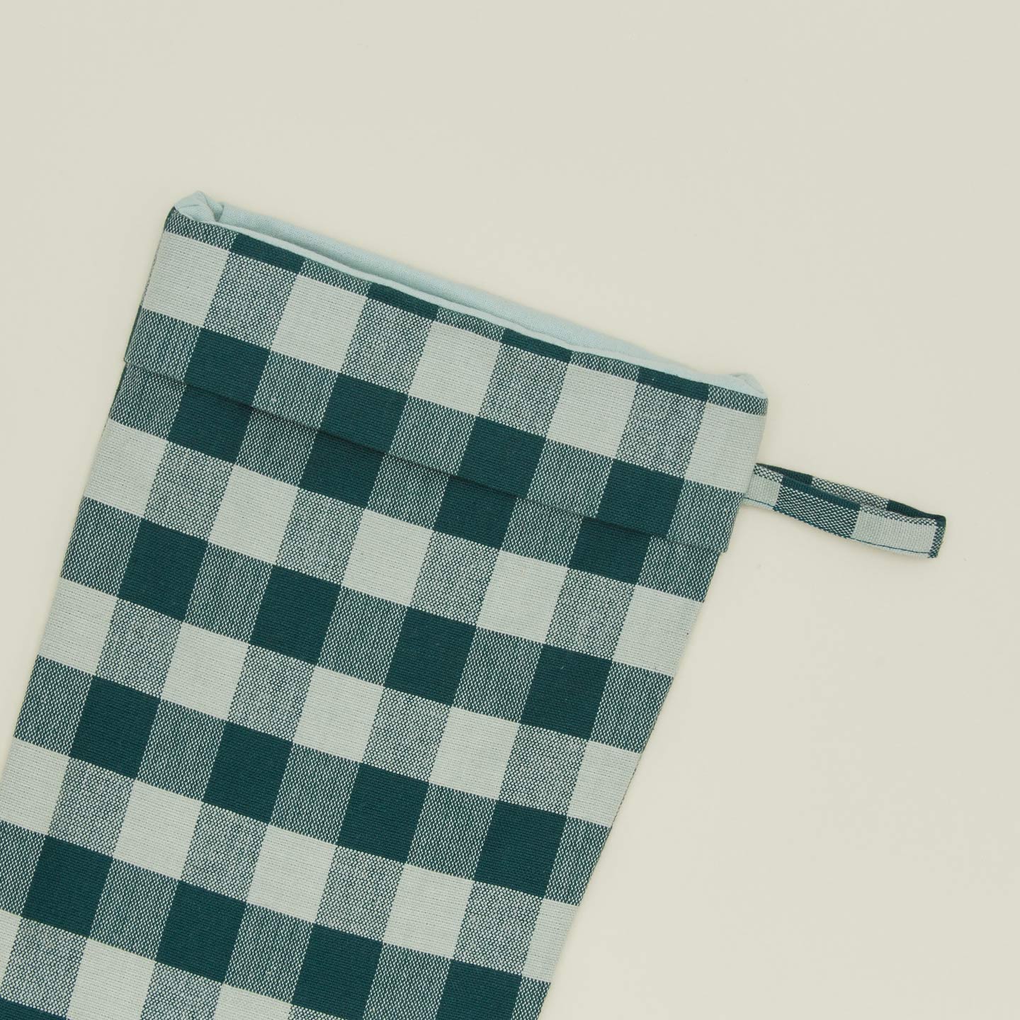 Detailed view of Essential Gingham Stocking - Sky/Peacock