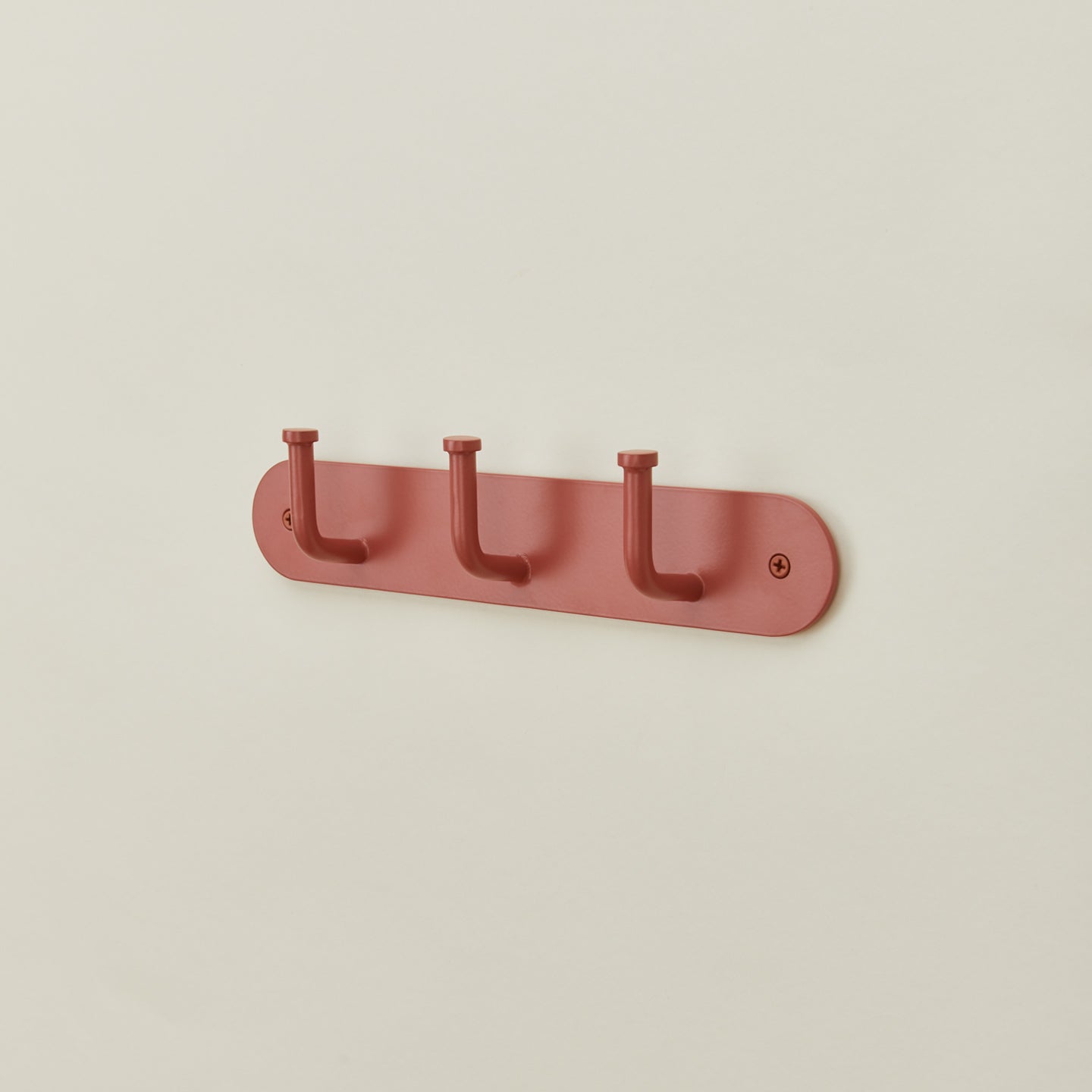 Essential hook rack in terracotta