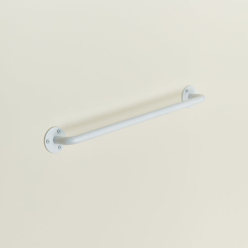 Essential towel bar in white