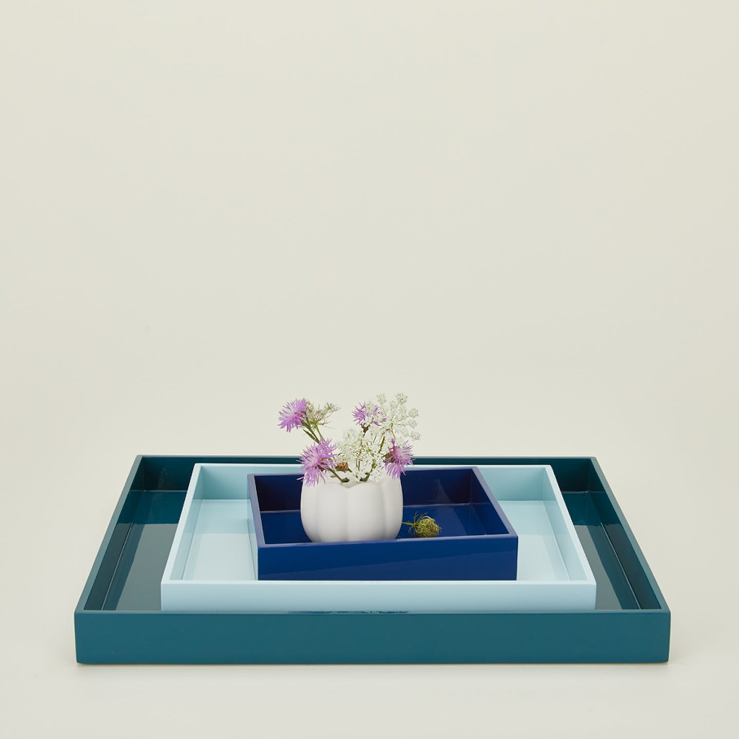Essential nested trays in blues