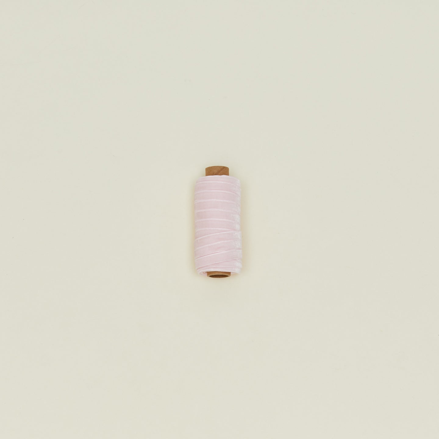 Slim Velvet Ribbon in blush