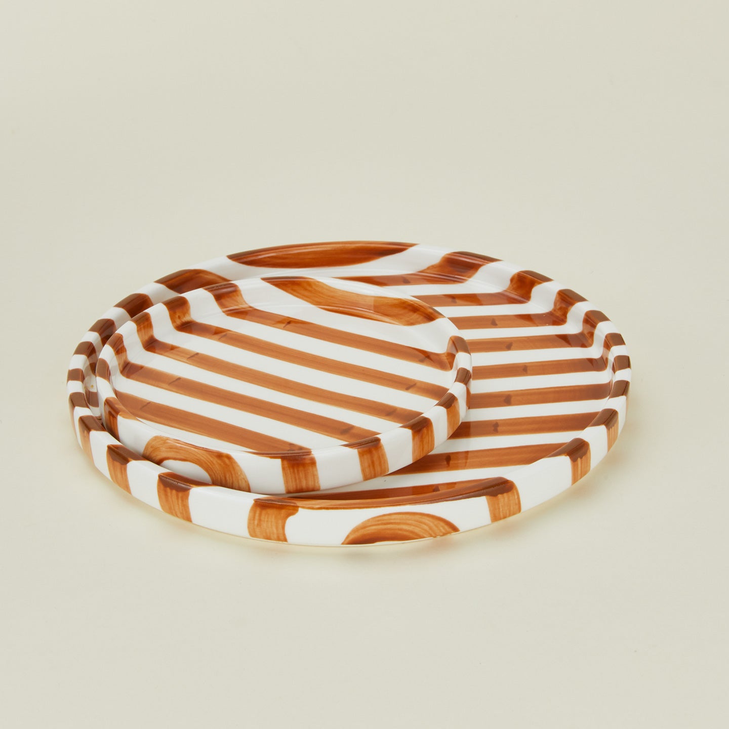 Fodory brown striped plates