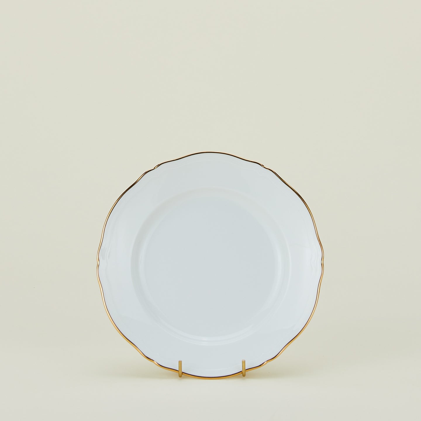 Ginori dessert plate in white with gold rim