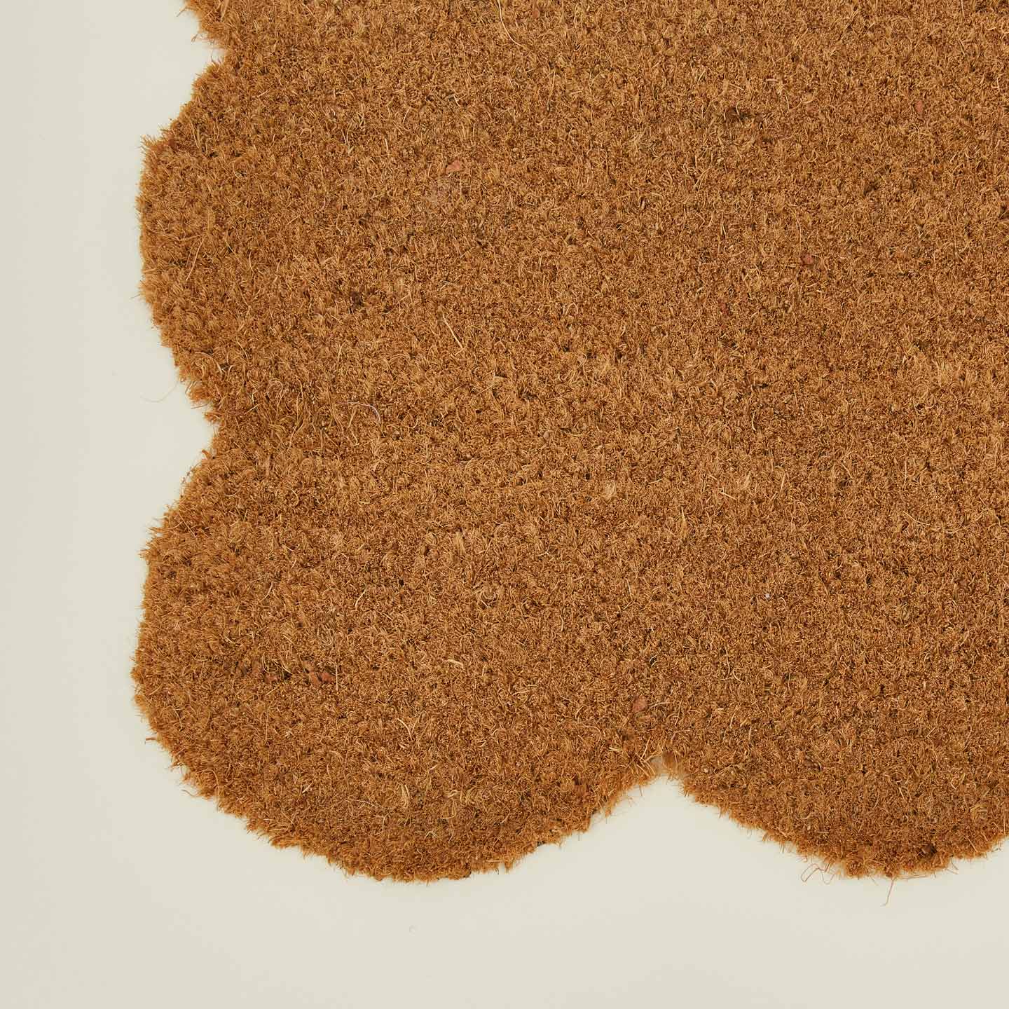 Detailed view of Scalloped doormat