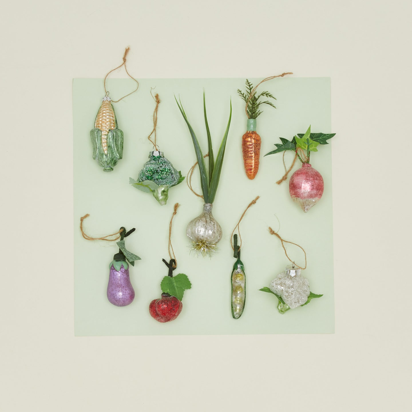 Veggie ornaments, set of 9