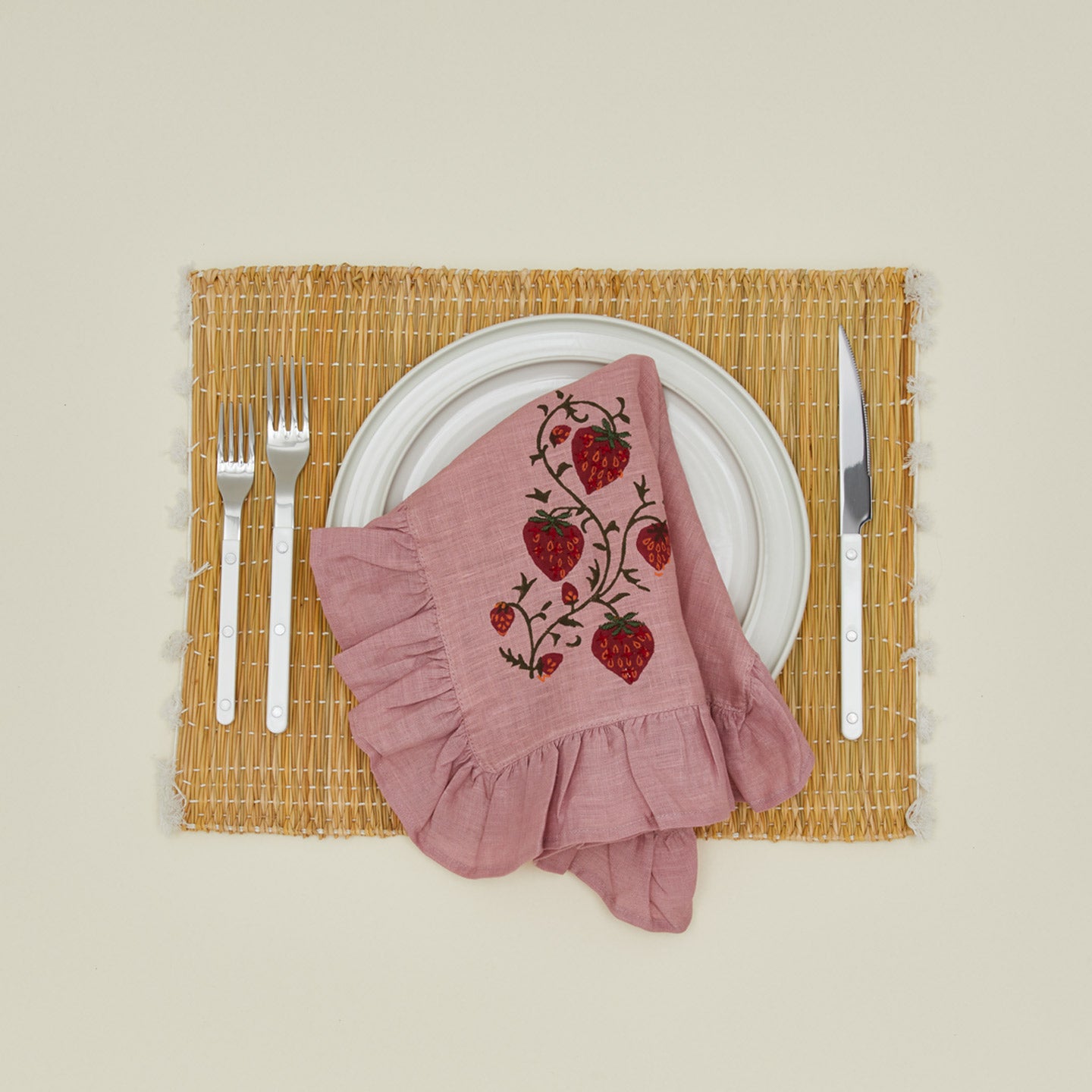Fraises De Bois Napkin with place setting