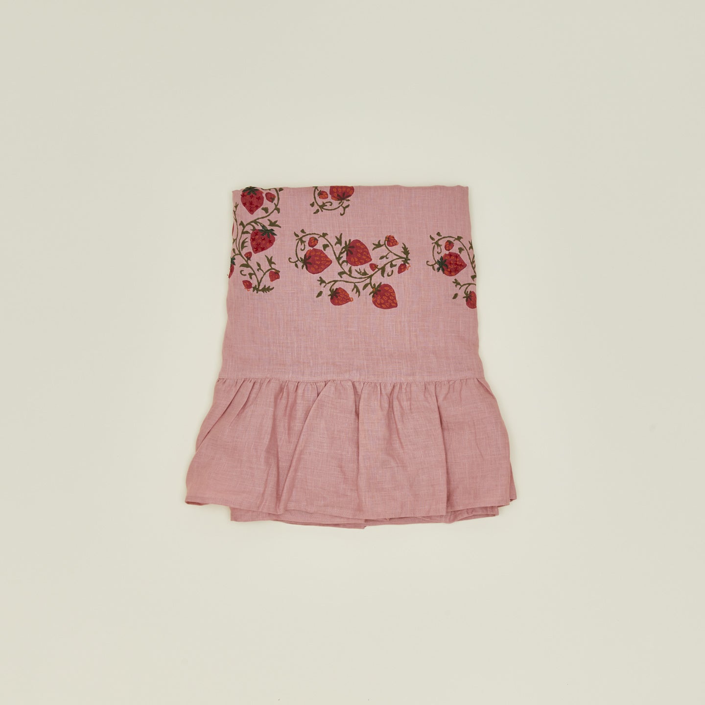 Fraises De Bois Tablecloth