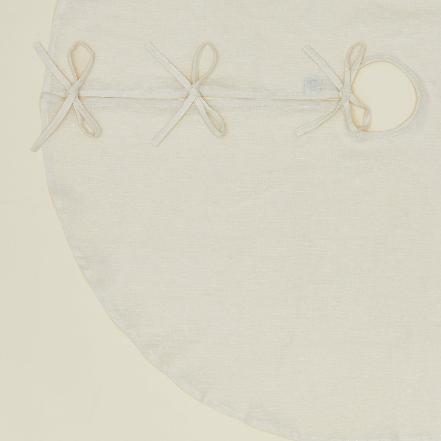 Simple Linen Tree Skirt  in ivory