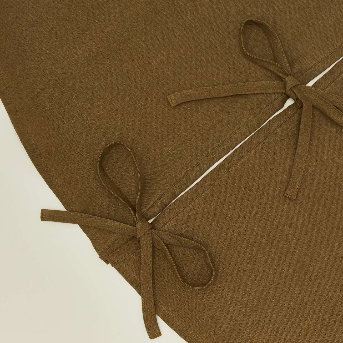 Close up view of Simple Linen Tree Skirt 