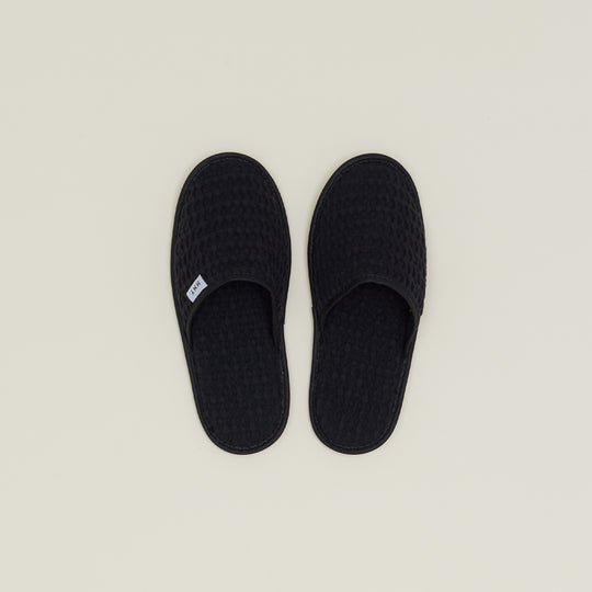 Simple Waffle Slippers - Black